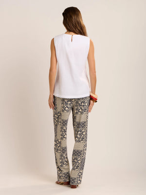 Brakeburn Lilly Double Cloth Sleeveless Blouse