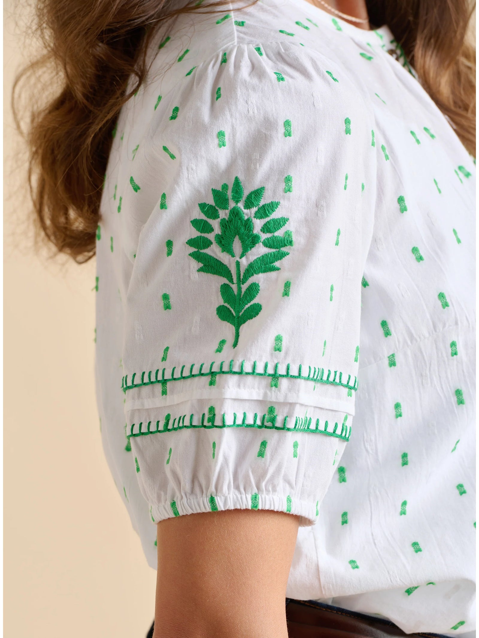 Brakeburn White & Green Shingle Blouse