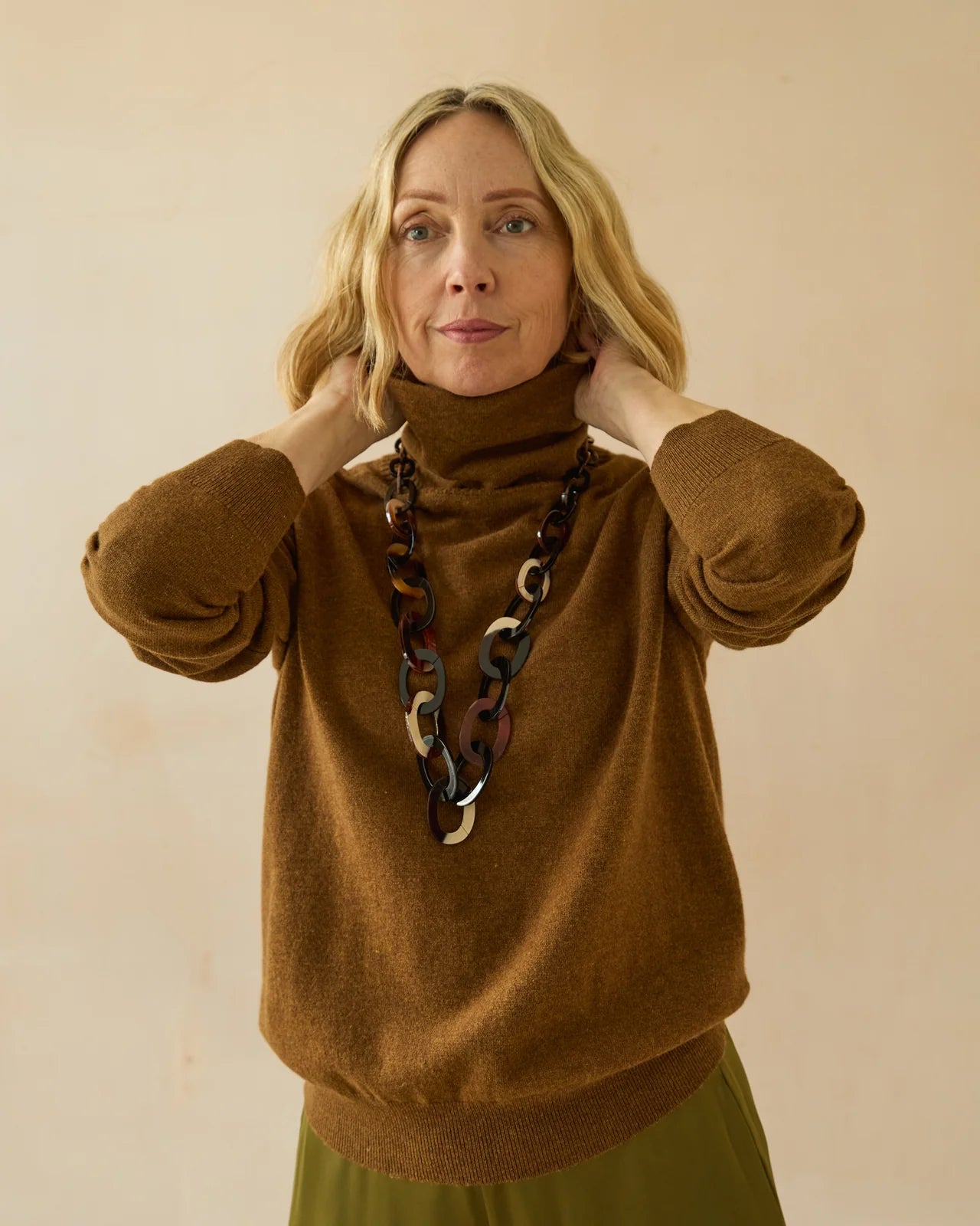 Chalk Newquay Dark Tortoiseshell Necklace