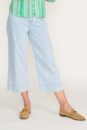 Foil Jean Bleach Wash Queen Crop Trouser