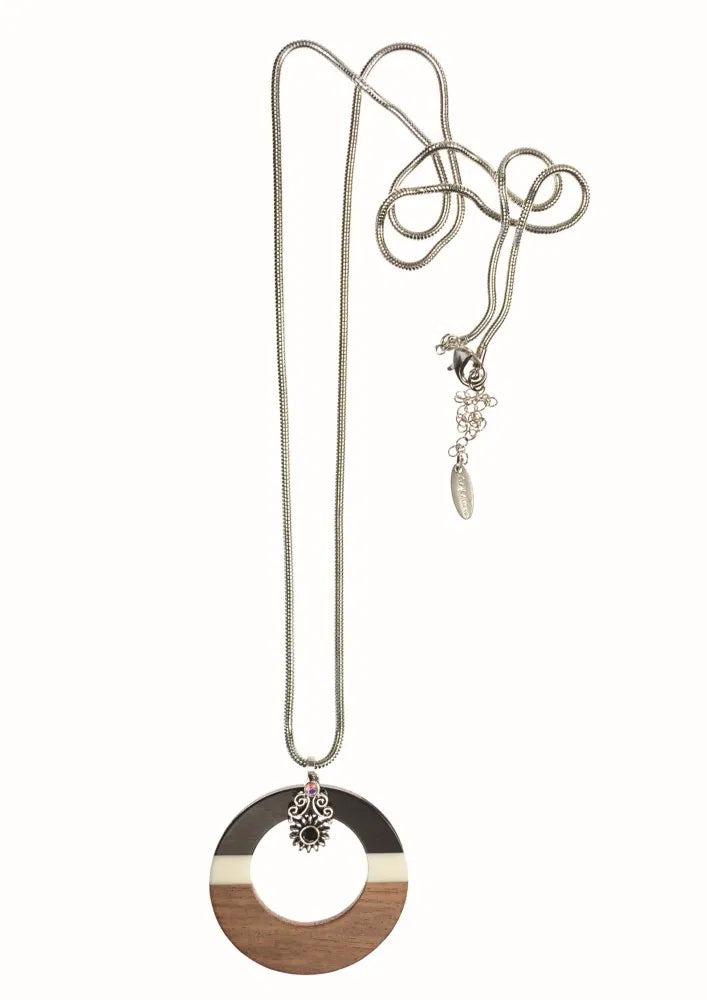 Hot Tomato Black & White Gallery Discs Necklace