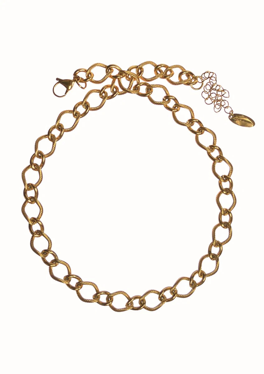 Hot Tomato Gold Lovely Linked In Necklace