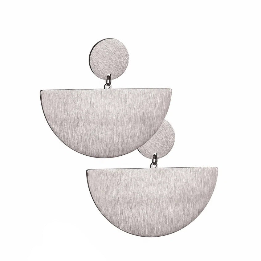 Hot Tomato Nefertiti Fans Brushed Stainless Steel Earrings