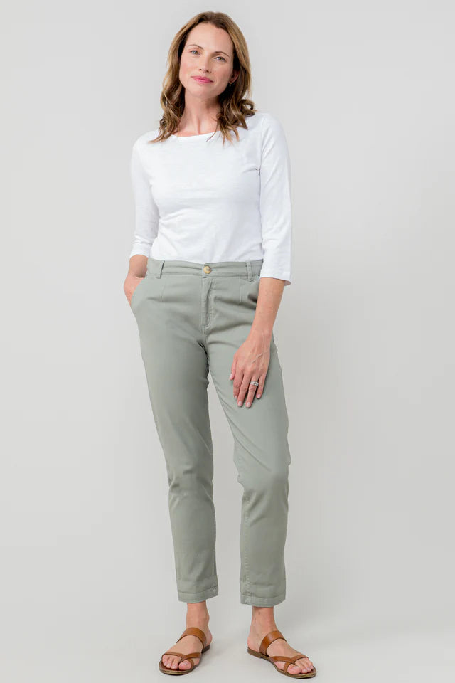 Lily & Me White Monica Top 3/4 Sleeve Plain