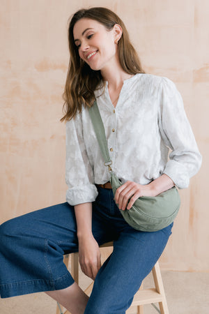 Lily & Me Laurel Crossbody Bag