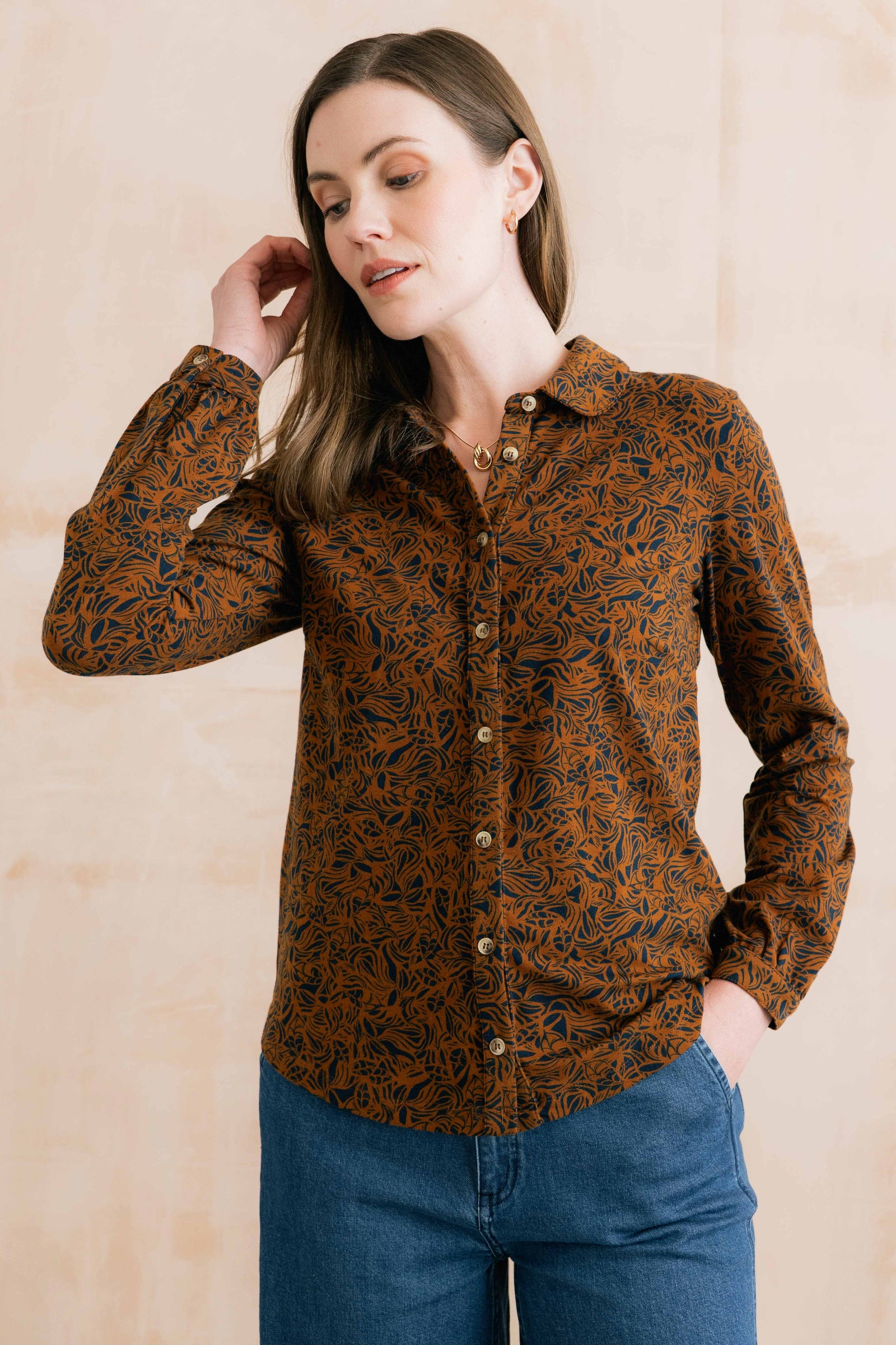 Lily & Me Mono Foliage Burnt Caramel Bowbridge Shirt