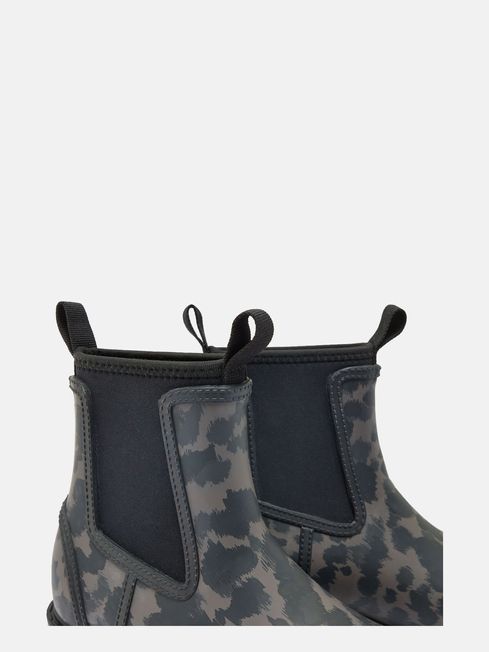 Joules Oakfield Black/Animal Short Neoprene-Lined Wellies